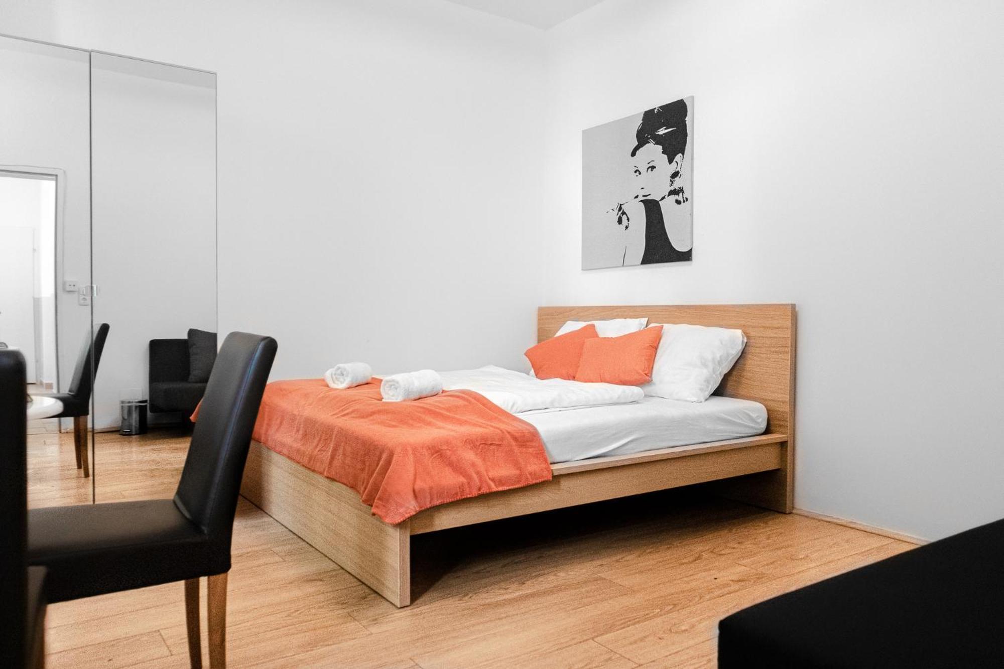 Lovely 2Br Shared Apartment, Enkplatz U3, 15Min To Center Vienna Exterior photo