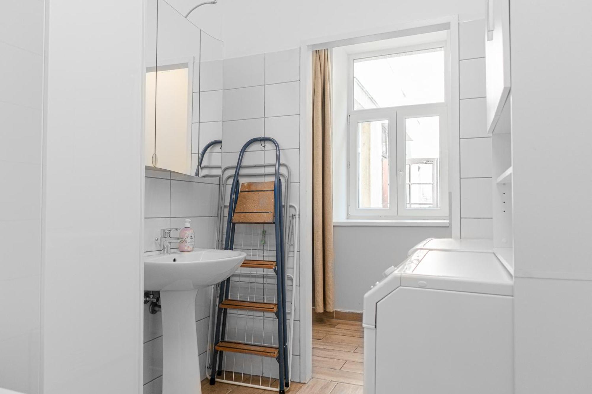 Lovely 2Br Shared Apartment, Enkplatz U3, 15Min To Center Vienna Exterior photo